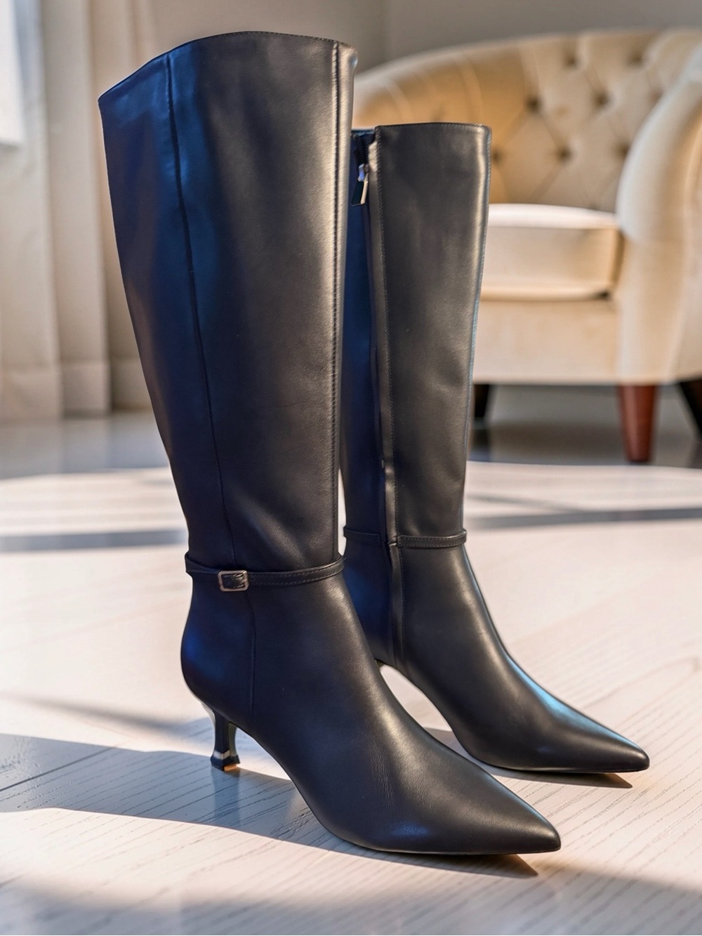 Kenneth Cole NWT Sz 8 Sleek Black Leather Heeled Pointed Toe Boots (SH461)
